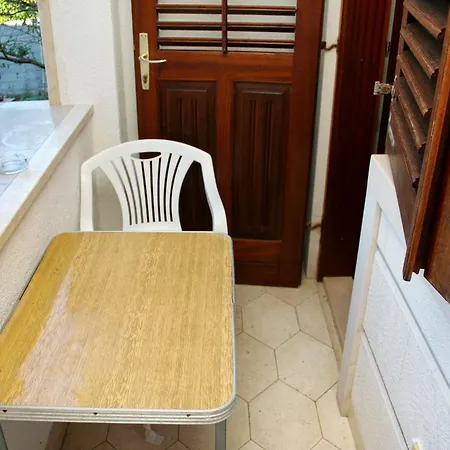 Apartment 2949b Sumartin